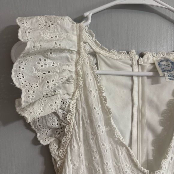 3/$32 Blue Rain White Eyelet Dress Size XXS - Picture 6 of 8